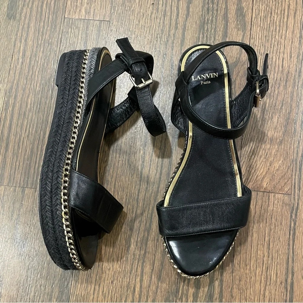 Lanvin Paris Black Leather Espadrille Flatform Sandal size EU 36 with gold chain